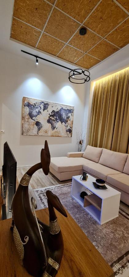 New Modern Apartment In The Center Of Tirana Exterior foto