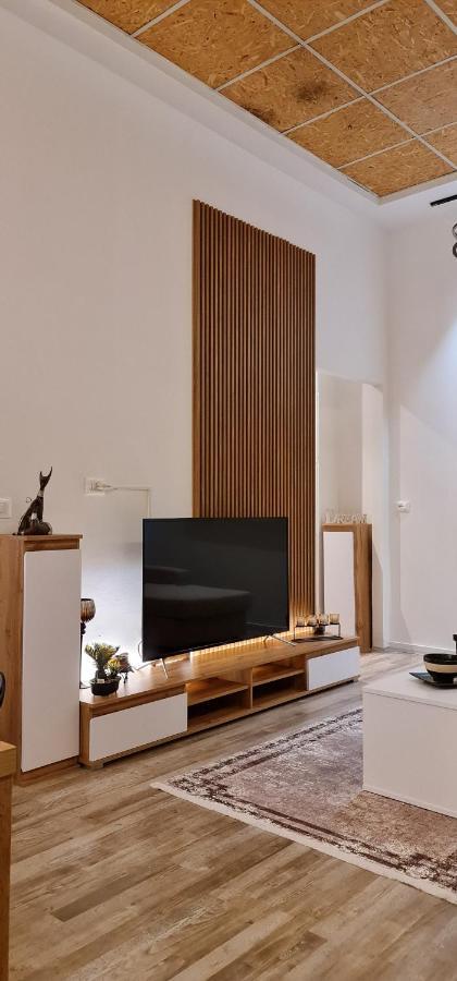 New Modern Apartment In The Center Of Tirana Exterior foto