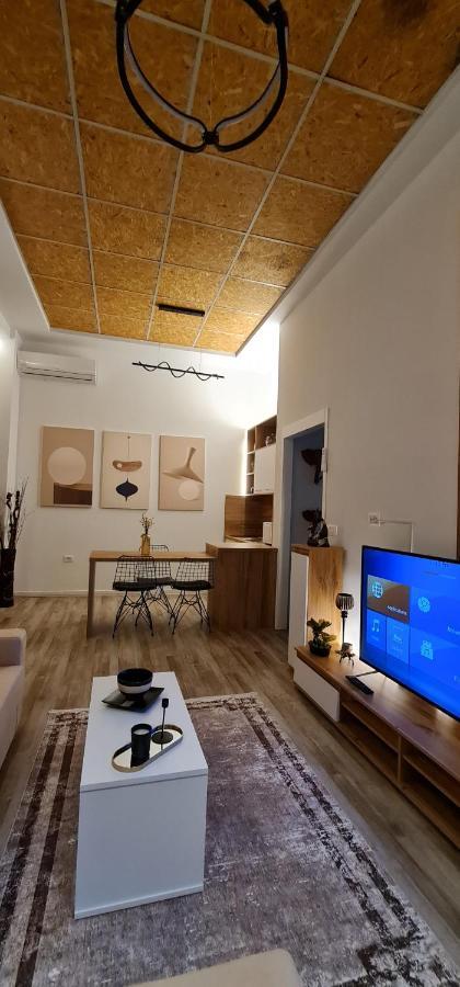 New Modern Apartment In The Center Of Tirana Exterior foto