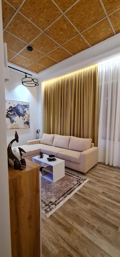 New Modern Apartment In The Center Of Tirana Exterior foto